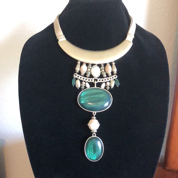 Chico's Jewelry - 🌹Chico’s Statement Necklace!